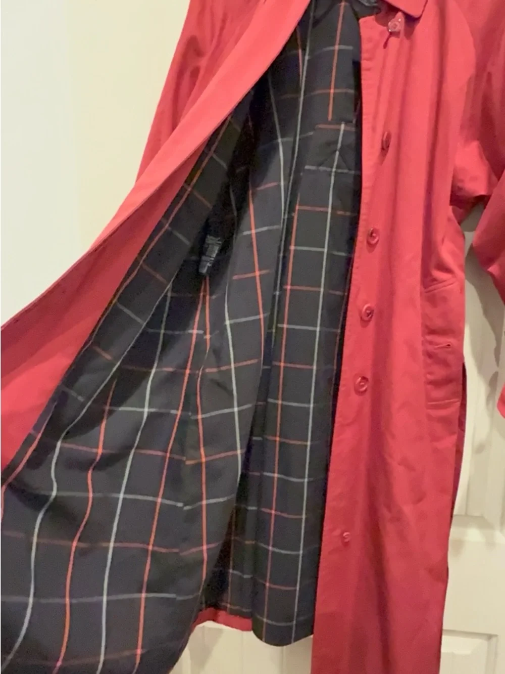 Burberrys London Bright Red Trench - Picture 2 of 10